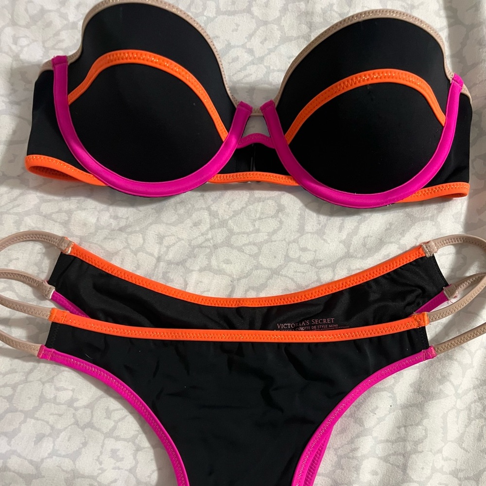 Victoria’s Secret itsy strapless tiny strappy colorblock. Bikini 32c small vtg